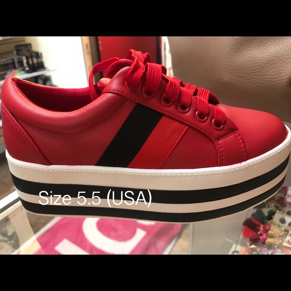 High sneakers 👟